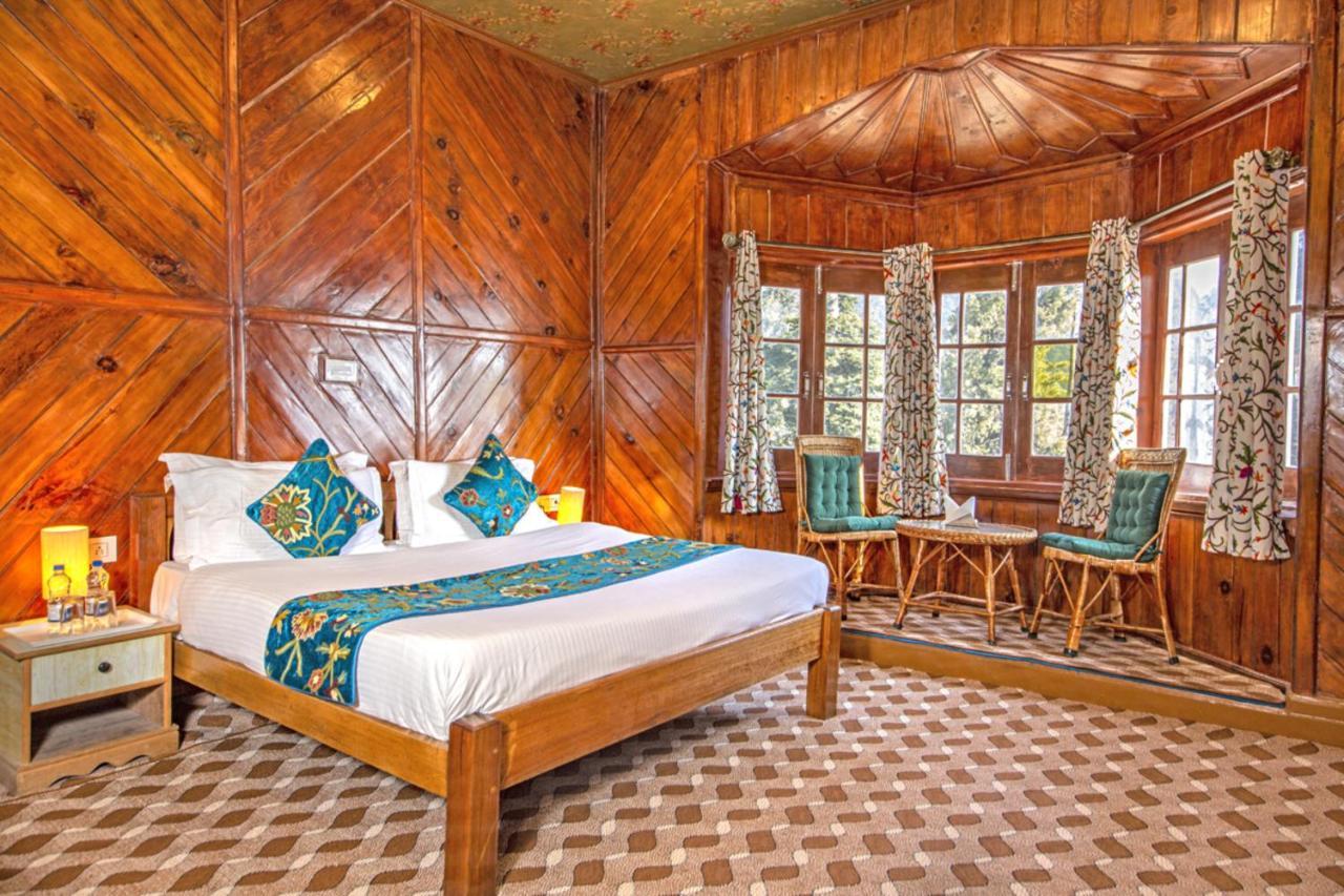 Gulmarg Ski Hill Resort Exterior photo